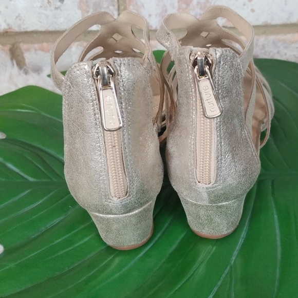 Gold Zip Up Roman Look Wedges - Picture 3 of 6